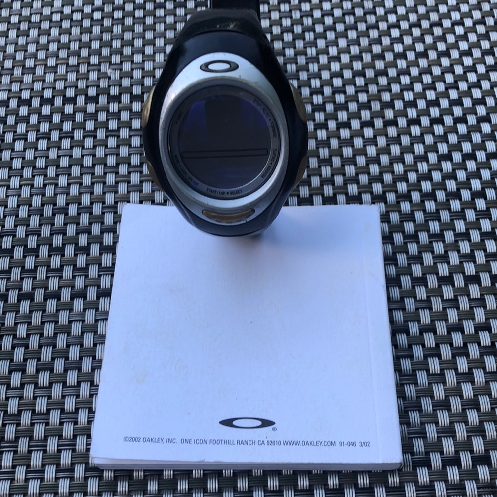 Men’s Oakley digital watch